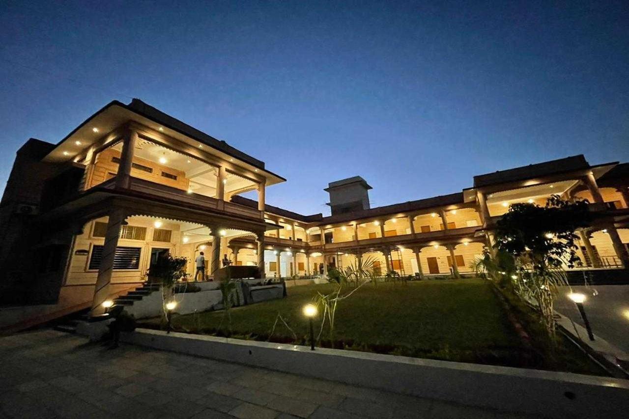 Jai Niwas Palace Resort Kumbhalgarh Exterior photo
