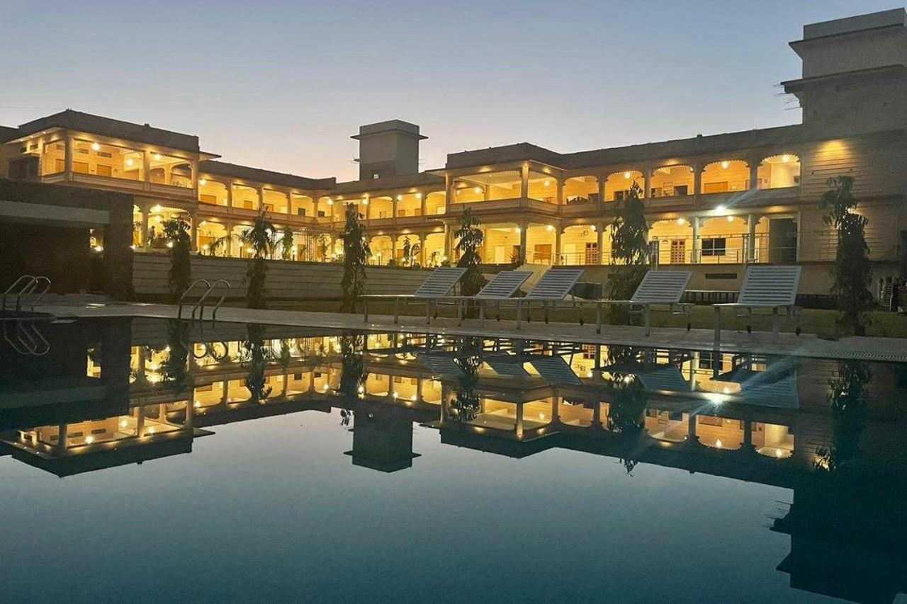 Jai Niwas Palace Resort Kumbhalgarh Exterior photo