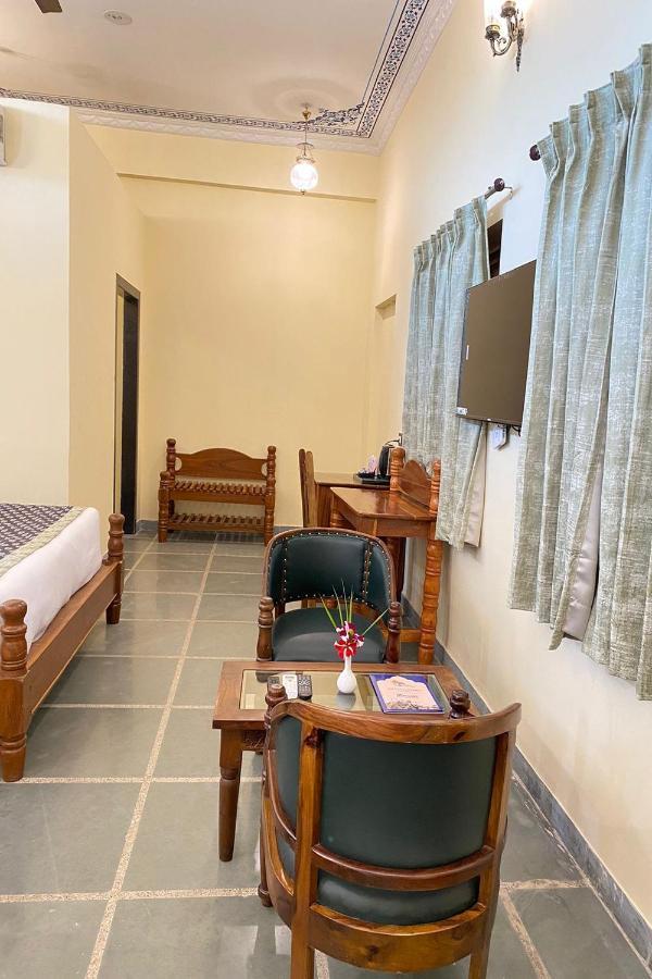 Jai Niwas Palace Resort Kumbhalgarh Exterior photo